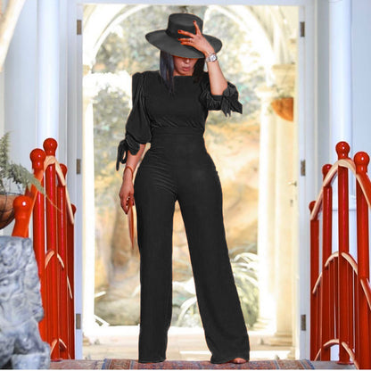 Two-piece set with belt and high waist