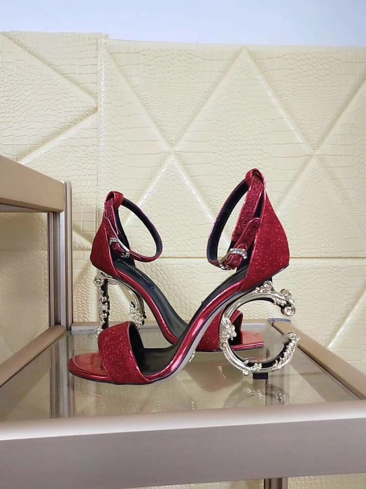 Gold DG Heels