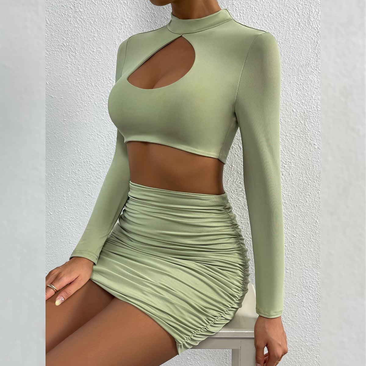 Women's Cutout Long Sleeve Pleated Cropped Navel Two-Piece Set
